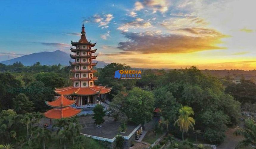 Pesona Pagoda Avalokitesvara