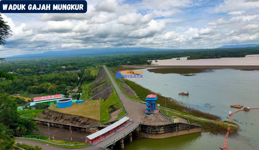 Waduk Gajah Mungkur